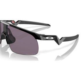OAKLEY YOUTH SUN RESISTOR 0OJ9010 901001 23 Napszemüveg