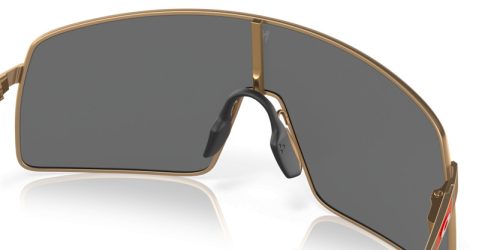 OAKLEY SUTRO TI 0OO6013 601305 36 Napszemüveg