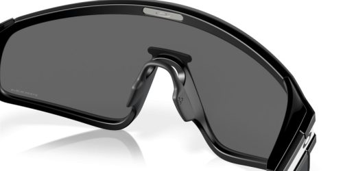 OAKLEY LATCH PANEL 0OO9404 940401 35 Napszemüveg