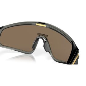 OAKLEY LATCH PANEL 0OO9404 940405 35 Napszemüveg