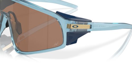 OAKLEY LATCH PANEL 0OO9404 940408 35 Napszemüveg