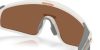 OAKLEY LATCH PANEL 0OO9404 940421 35 Napszemüveg