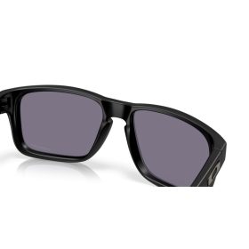 OAKLEY HOLBROOK S 0OO9509 950902 53 Napszemüveg